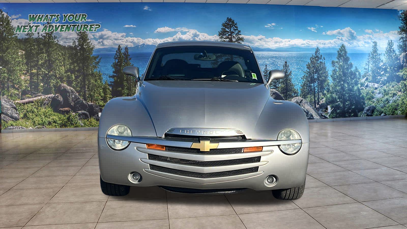 Thumbnail: 2005 Chevrolet SSR - 2
