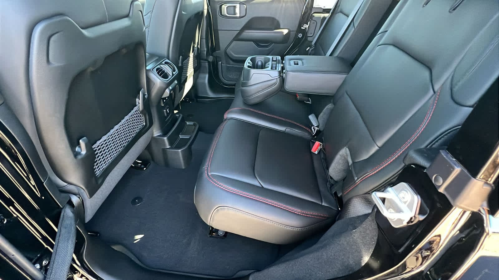 Thumbnail: 2026 Jeep Wrangler - 24