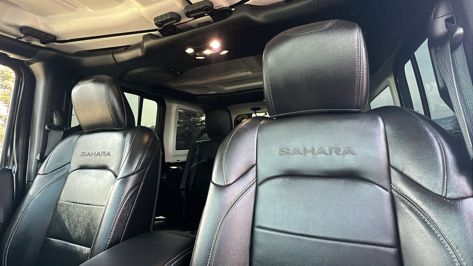 Thumbnail: 2021 Jeep Wrangler - 11