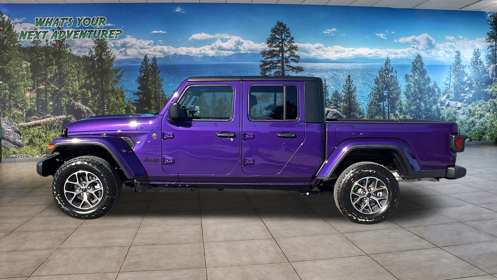 Thumbnail: 2026 Jeep Gladiator - 8