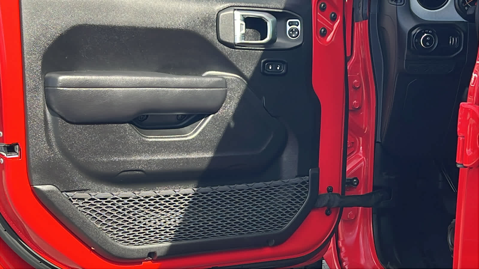 Thumbnail: 2025 Jeep Gladiator - 23