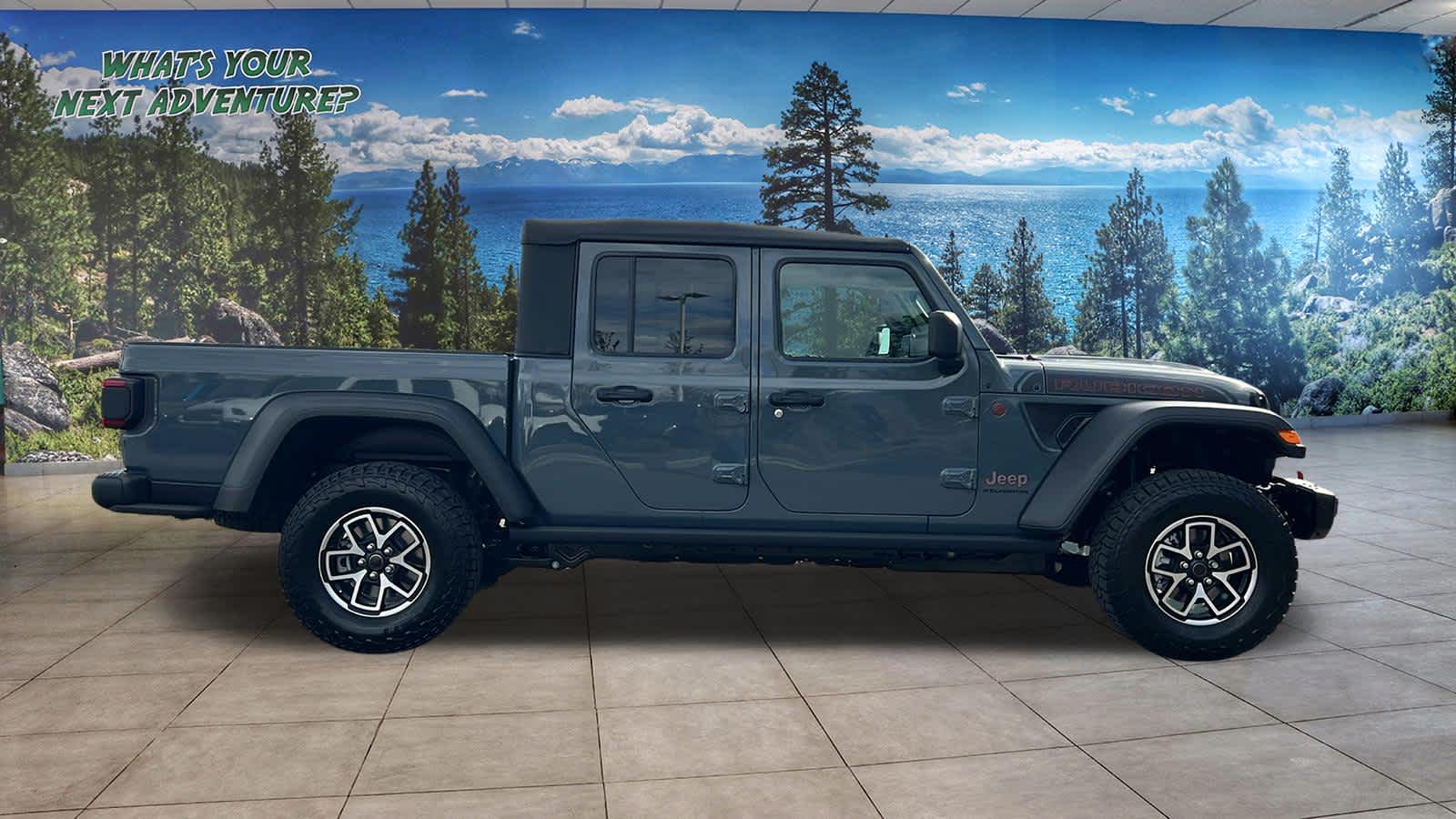 Thumbnail: 2026 Jeep Gladiator - 4