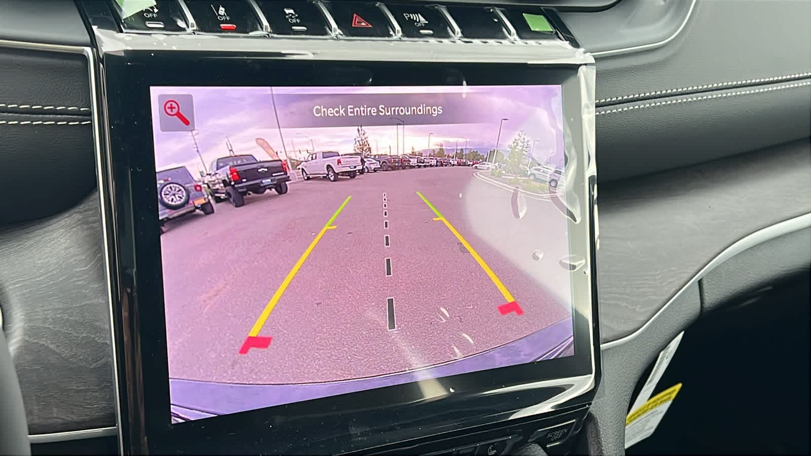 Thumbnail: 2025 Jeep Grand Cherokee - 16