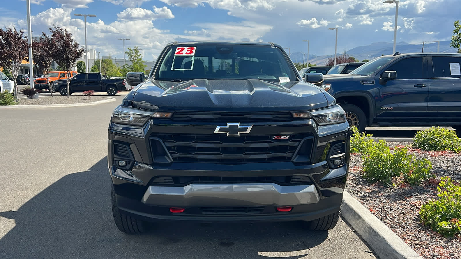 Thumbnail: 2023 Chevrolet Colorado - 2