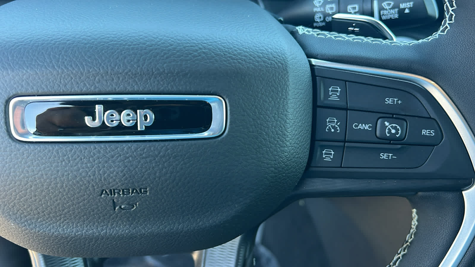 Thumbnail: 2026 Jeep Grand Cherokee L - 20