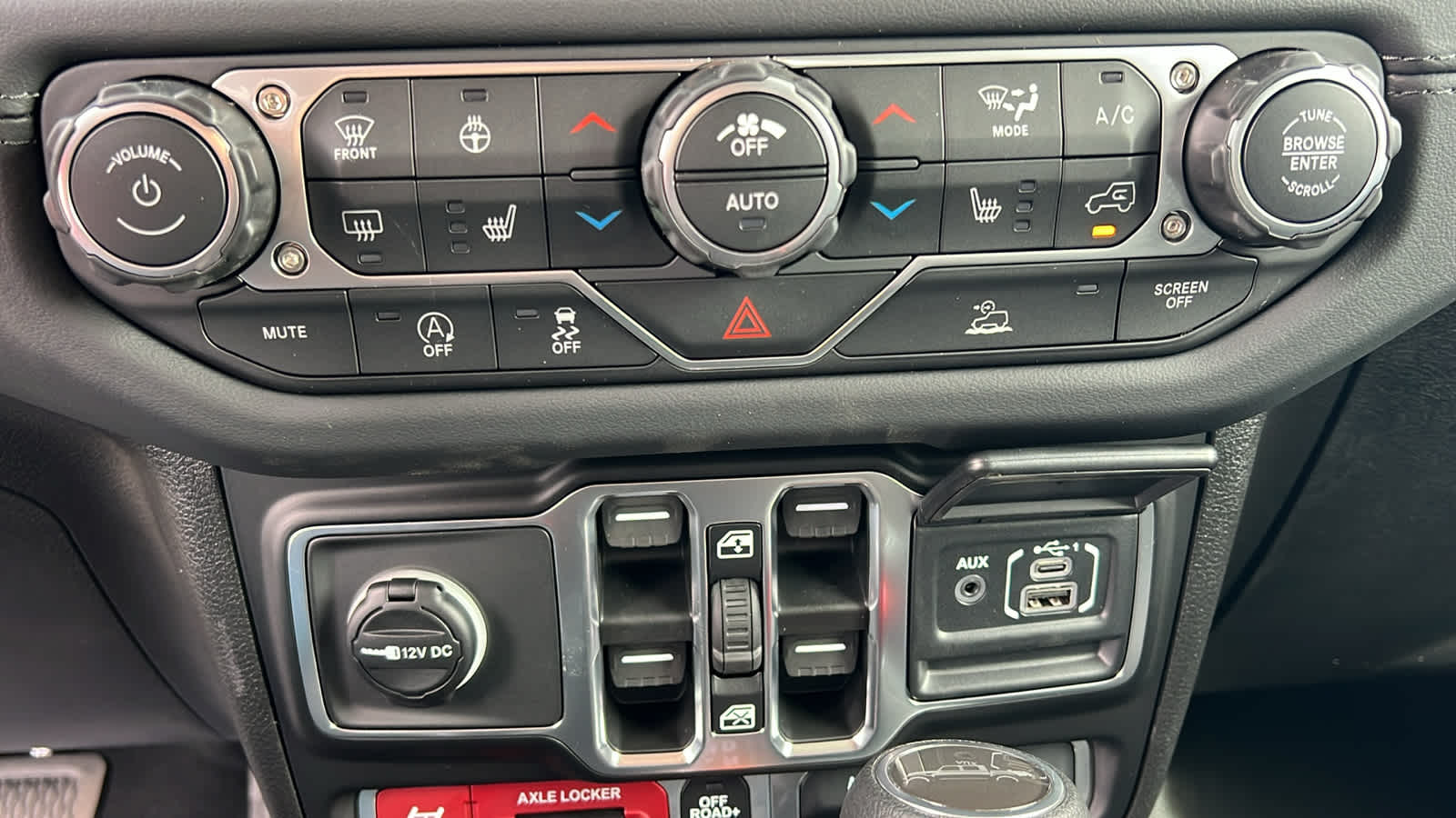 Thumbnail: 2026 Jeep Gladiator - 14