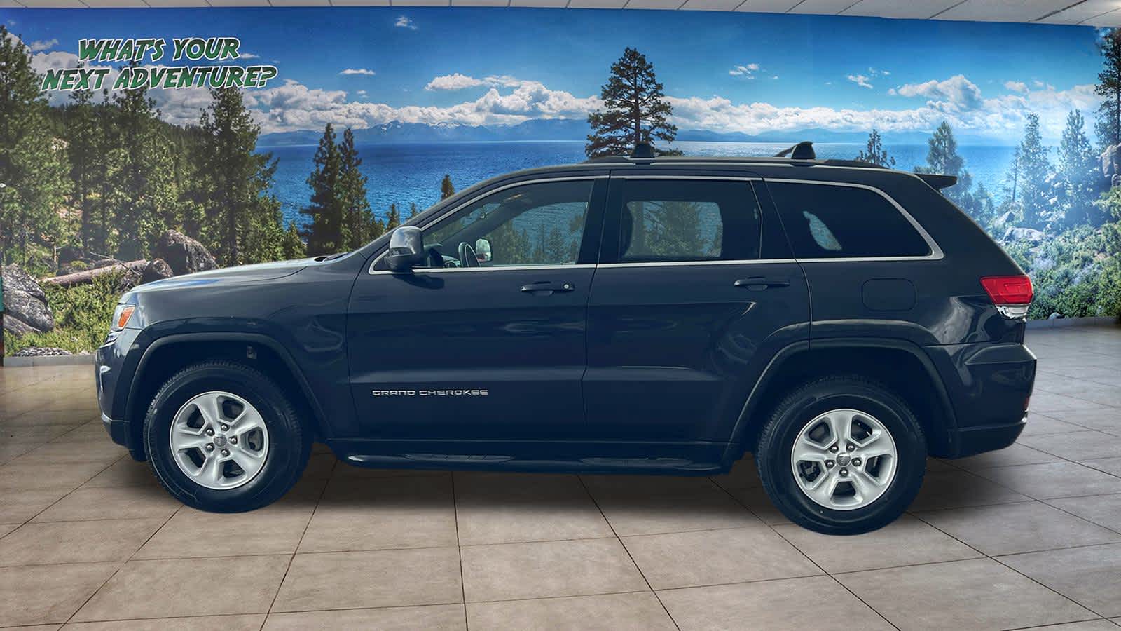 Thumbnail: 2016 Jeep Grand Cherokee - 8