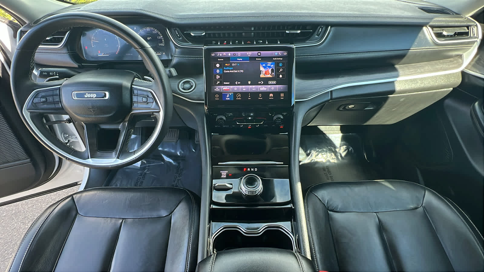 Thumbnail: 2023 Jeep Grand Cherokee - 26