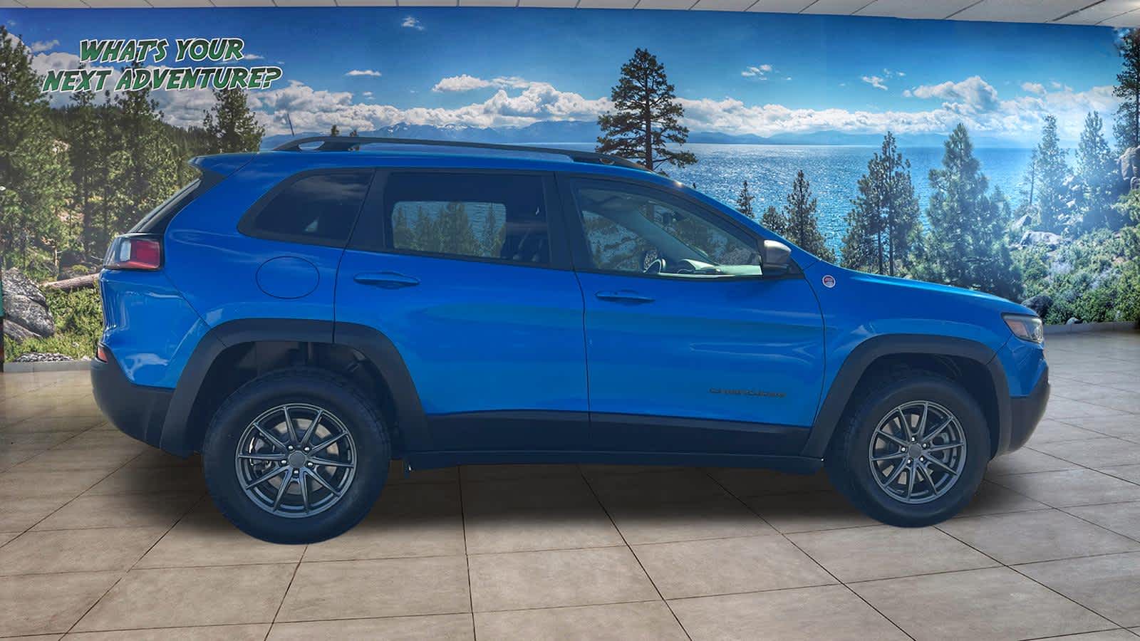 Thumbnail: 2019 Jeep Cherokee - 4