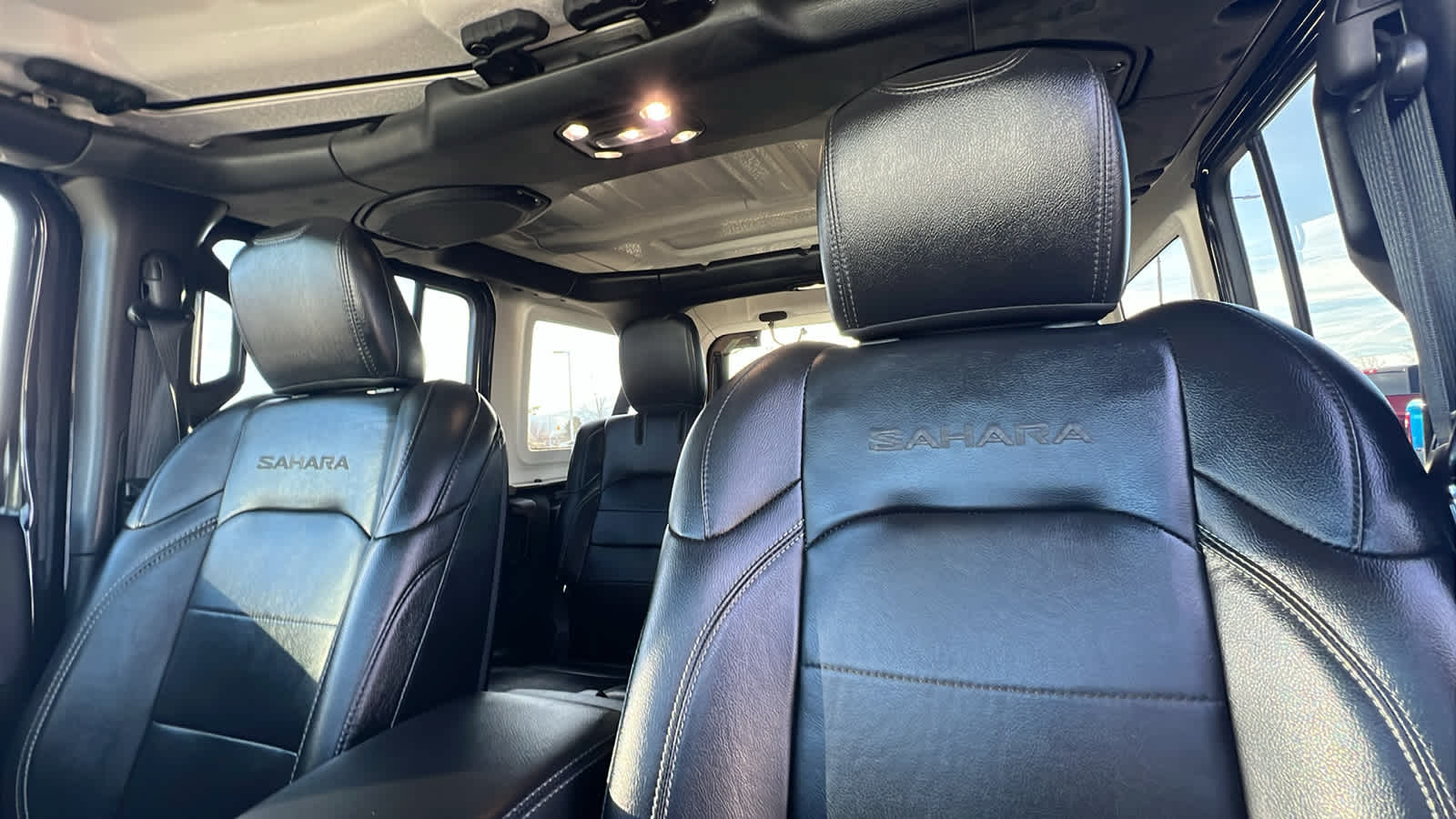 Thumbnail: 2021 Jeep Wrangler - 11