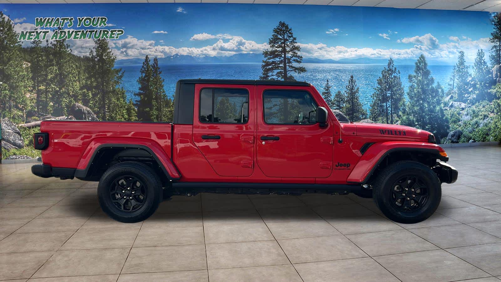 Thumbnail: 2021 Jeep Gladiator - 4