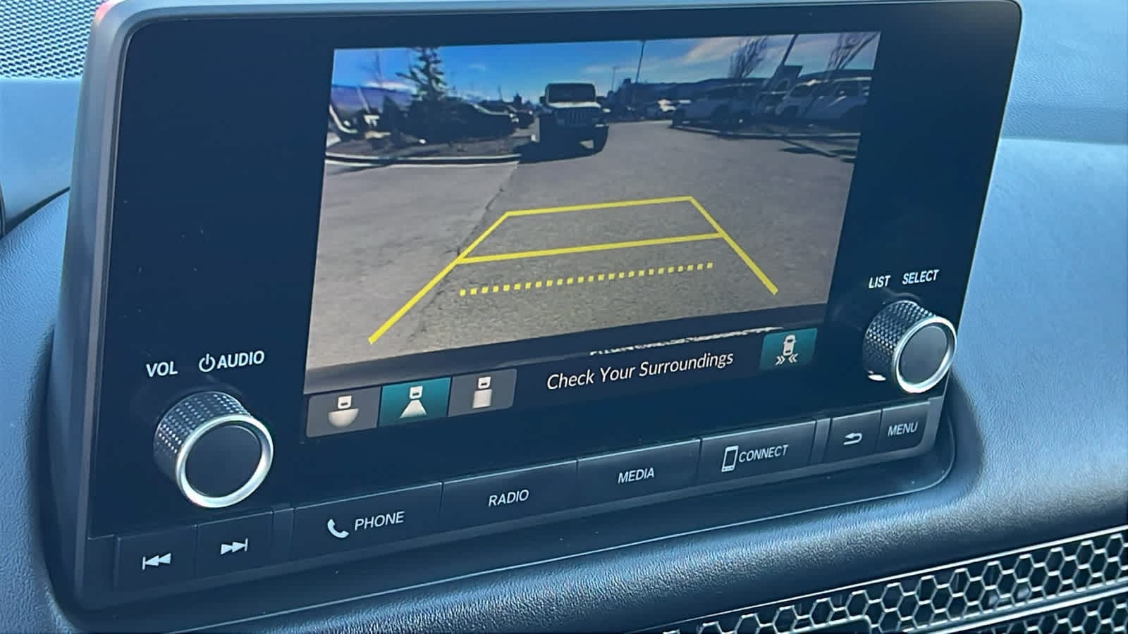 Thumbnail: 2025 Honda HR-V - 16