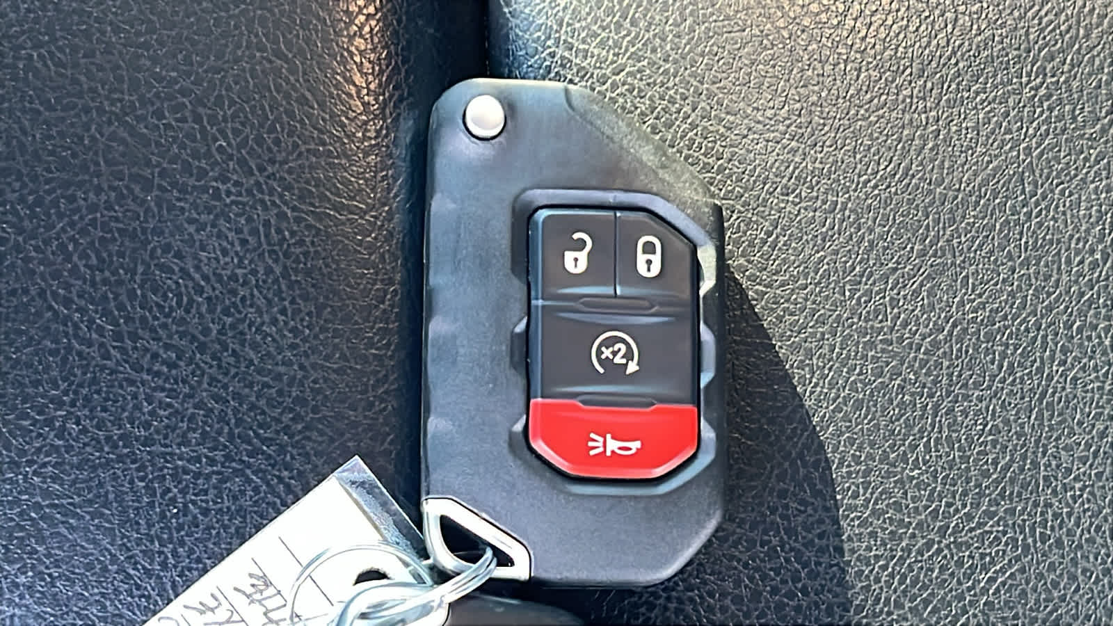 Thumbnail: 2022 Jeep Wrangler - 29