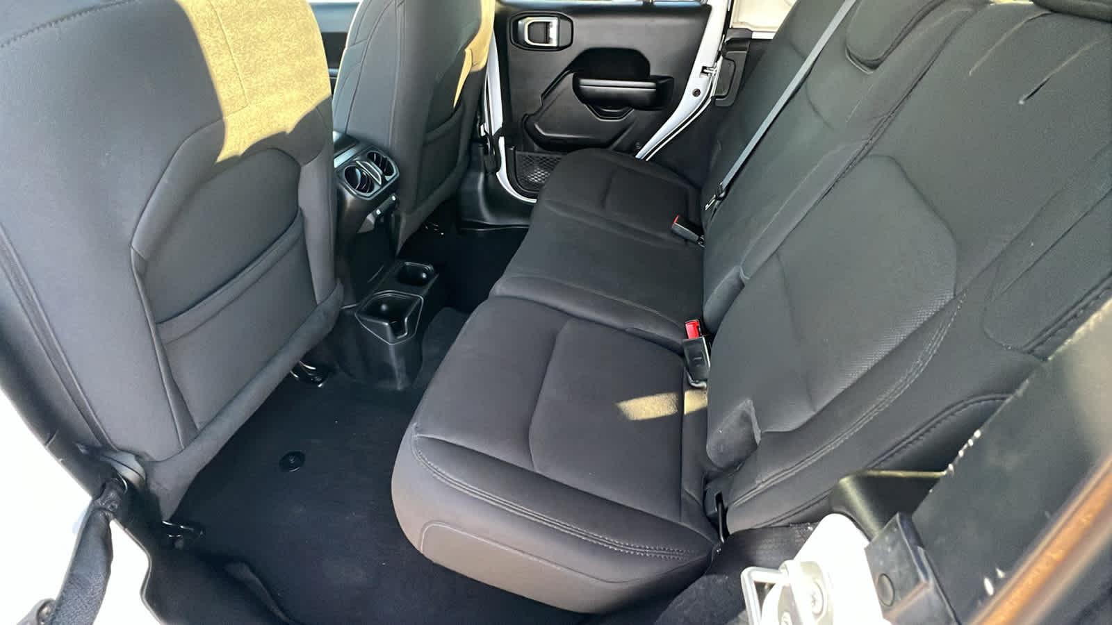 Thumbnail: 2021 Jeep Wrangler - 24