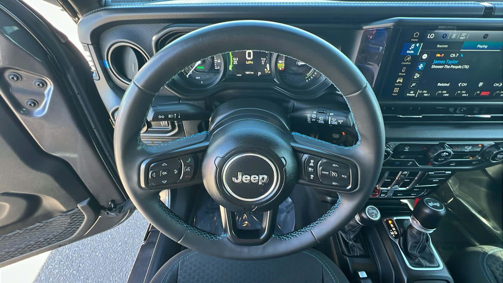 Thumbnail: 2024 Jeep Wrangler - 18