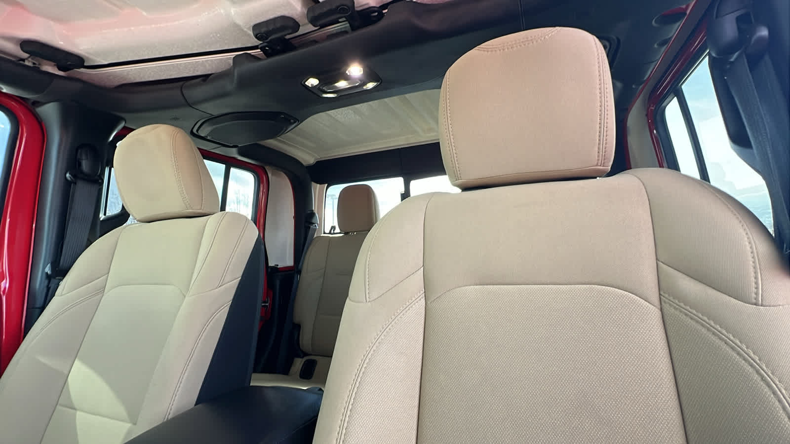 Thumbnail: 2020 Jeep Gladiator - 11