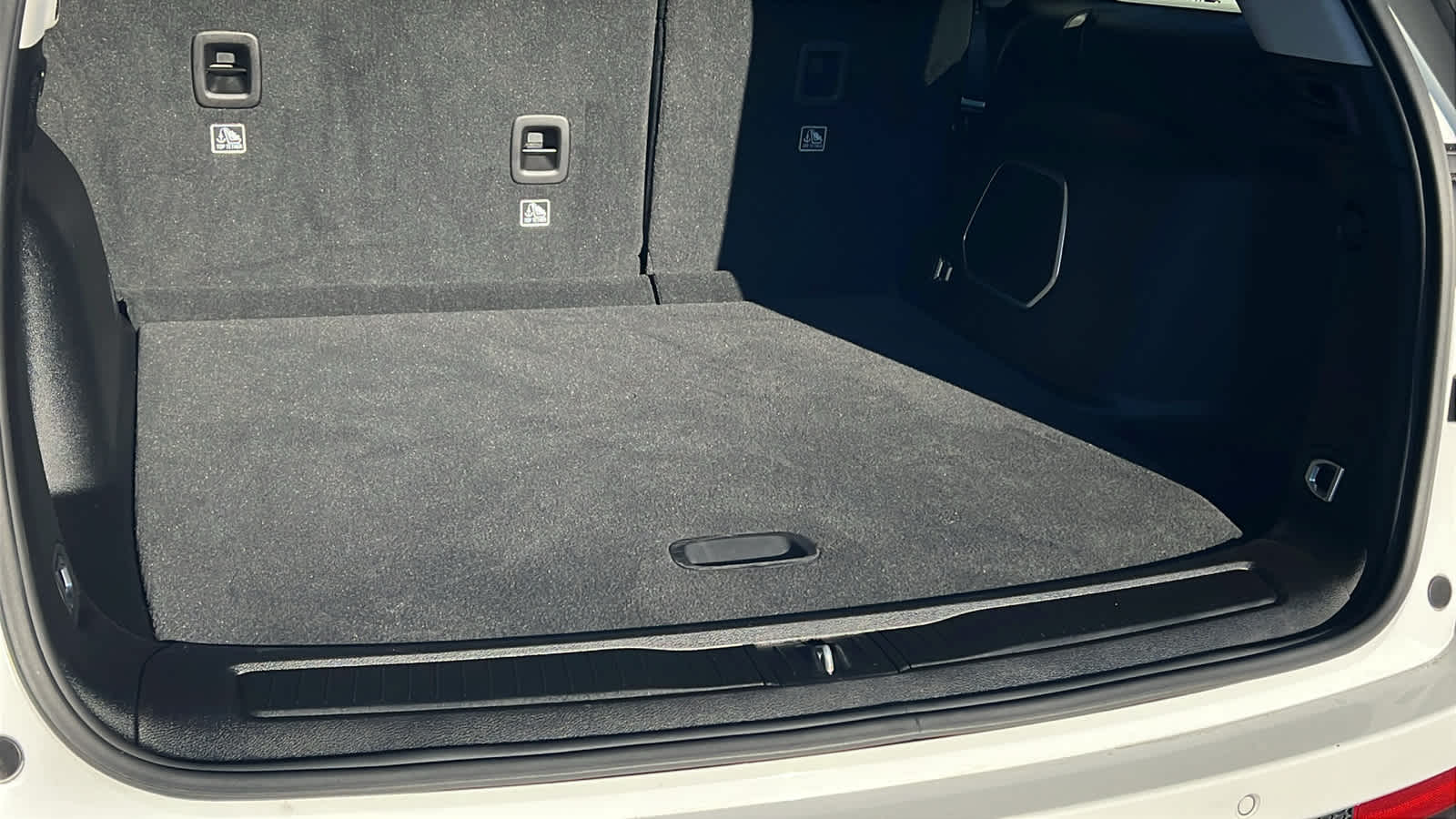 Thumbnail: 2023 Jeep Grand Cherokee - 27