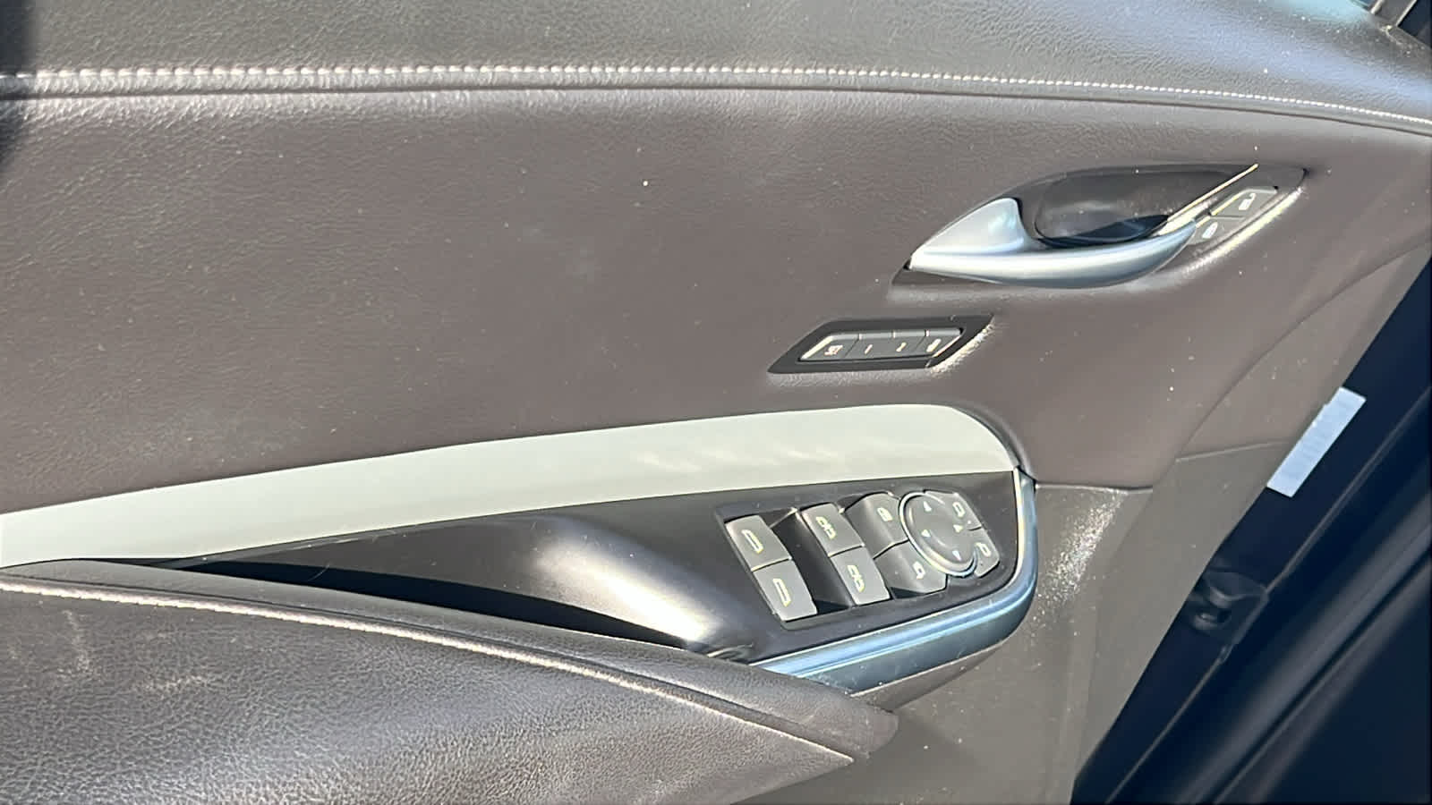 Thumbnail: 2023 Cadillac XT4 - 22
