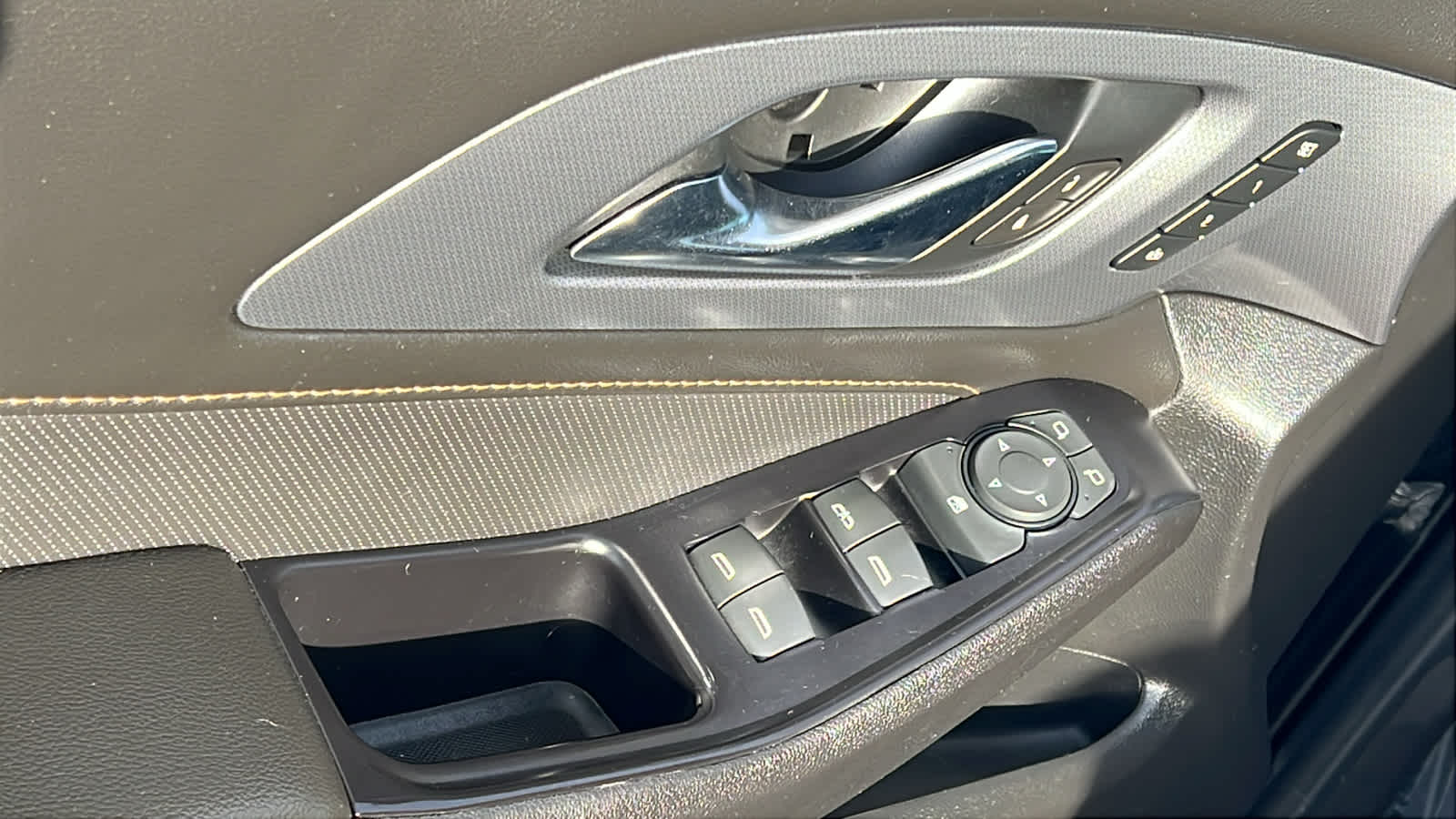 Thumbnail: 2020 Chevrolet Traverse - 22