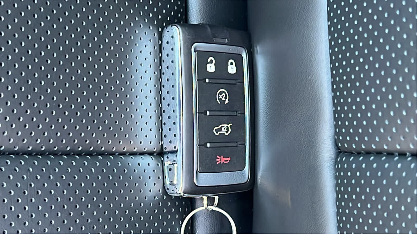 Thumbnail: 2026 Jeep Grand Cherokee - 29