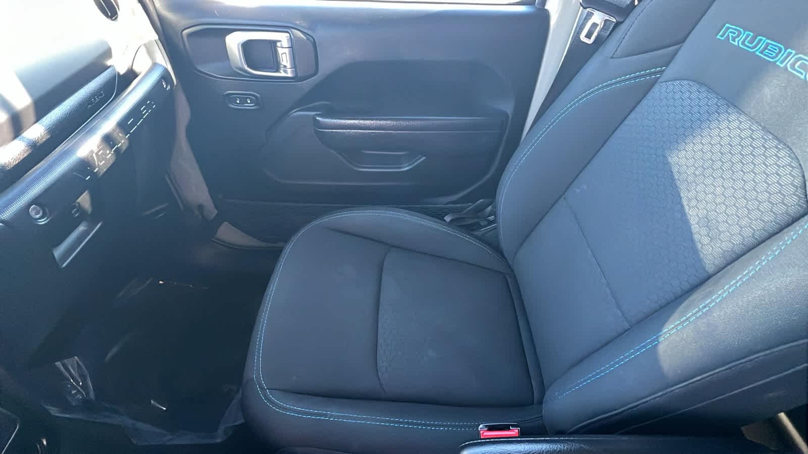 Thumbnail: 2022 Jeep Wrangler - 12