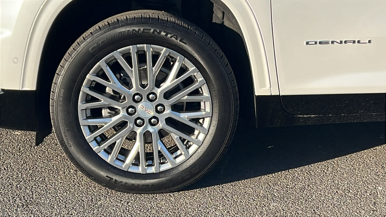 Thumbnail: 2024 GMC Acadia - 9