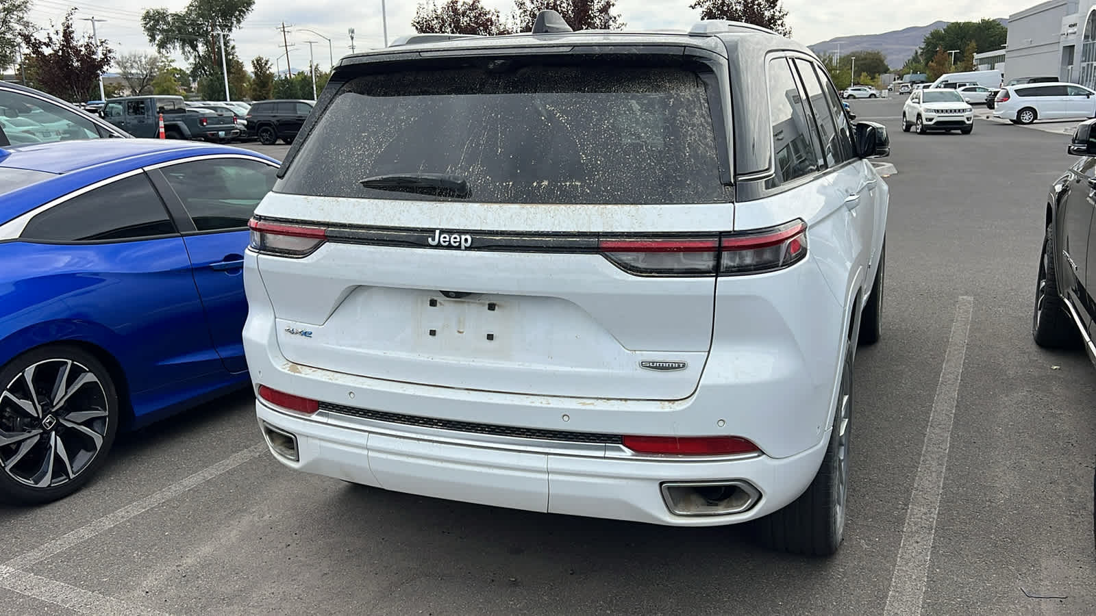 Thumbnail: 2022 Jeep Grand Cherokee - 6