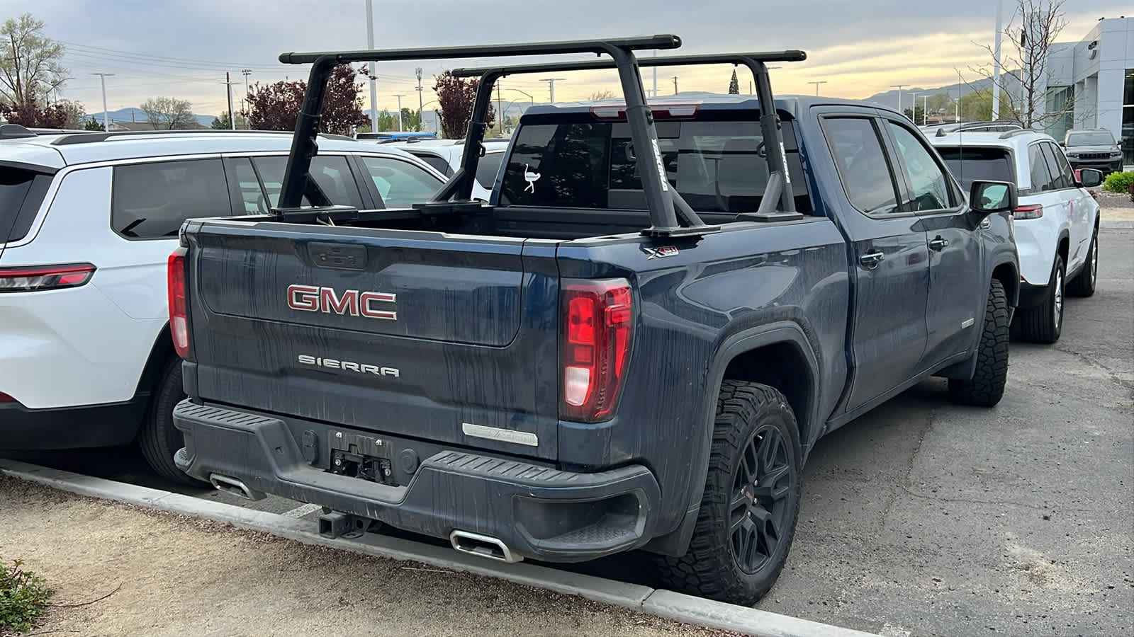 Thumbnail: 2022 GMC Sierra 1500 - 8