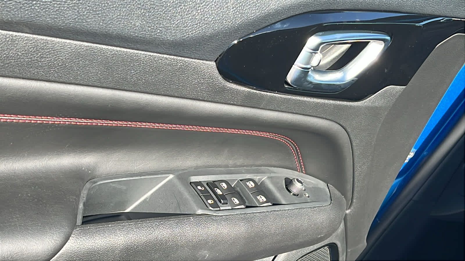 Thumbnail: 2026 Jeep Compass - 22