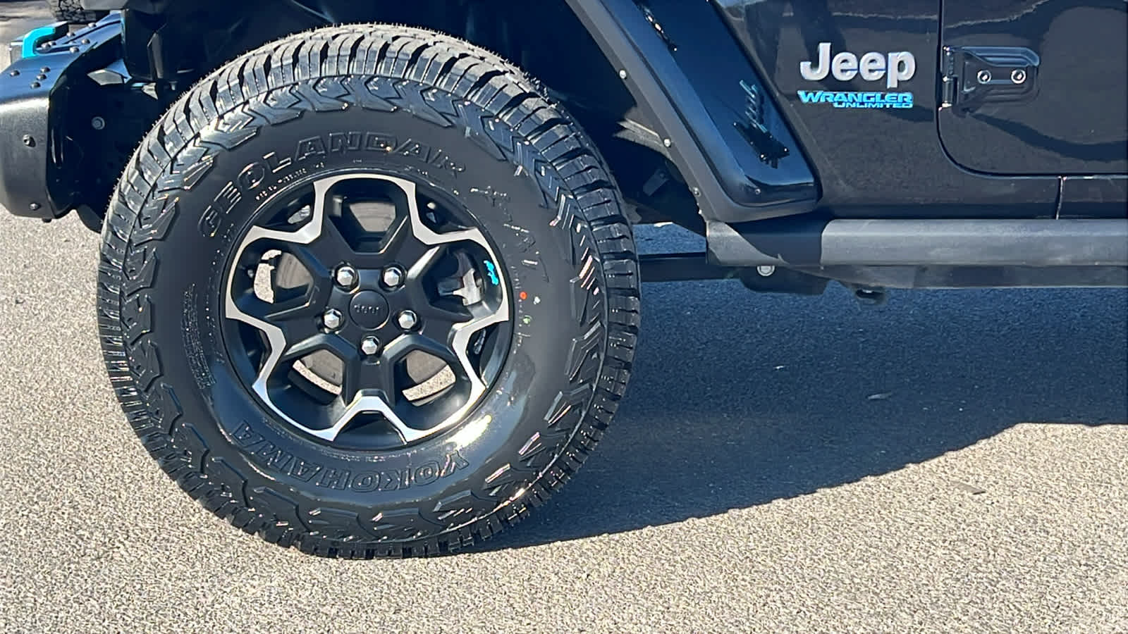 Thumbnail: 2021 Jeep Wrangler - 9