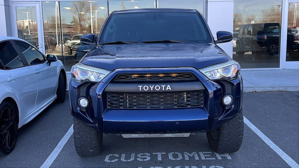 Used 2018 Toyota 4Runner SR5 SUV