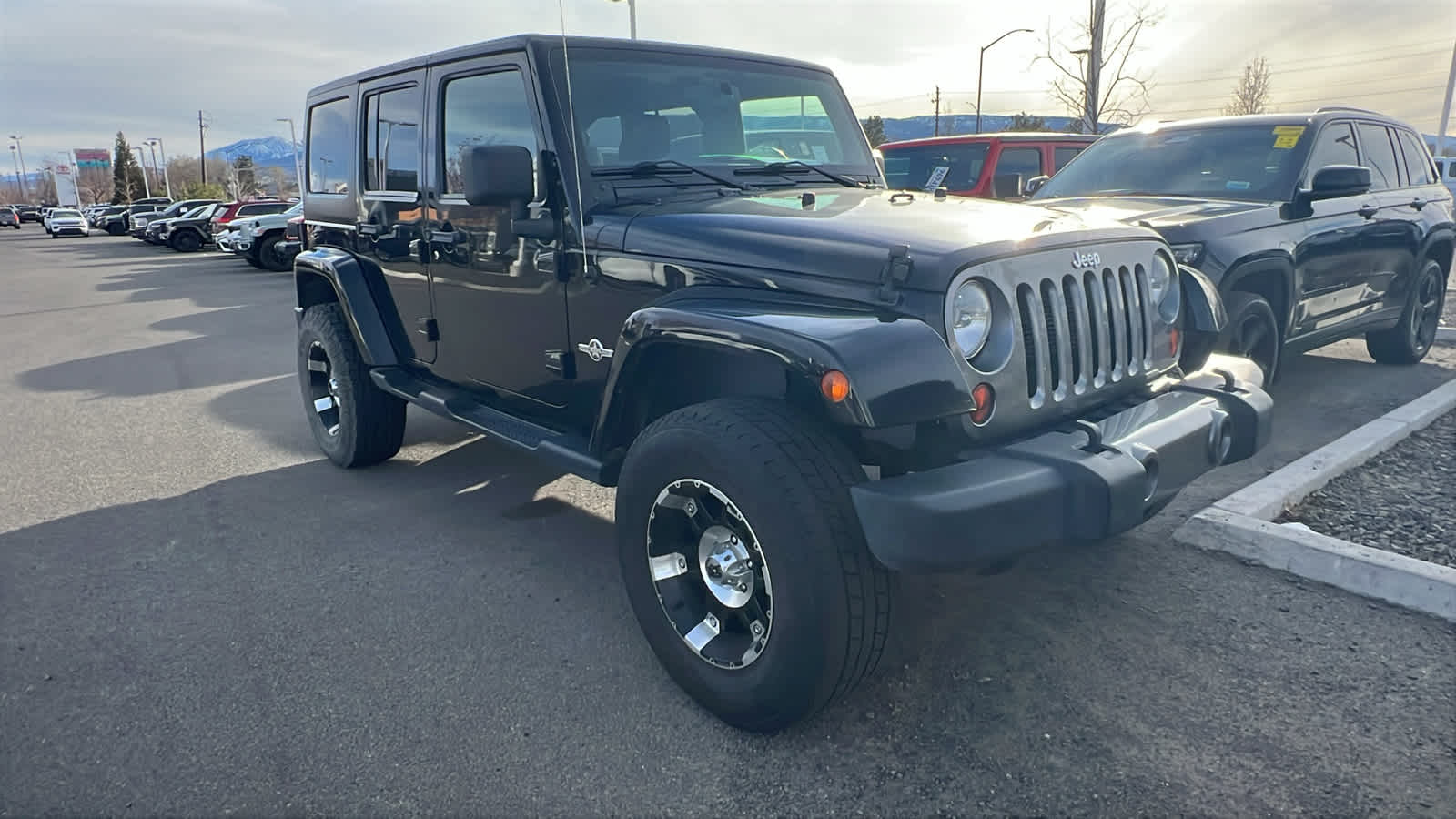 Thumbnail: 2013 Jeep Wrangler - 3