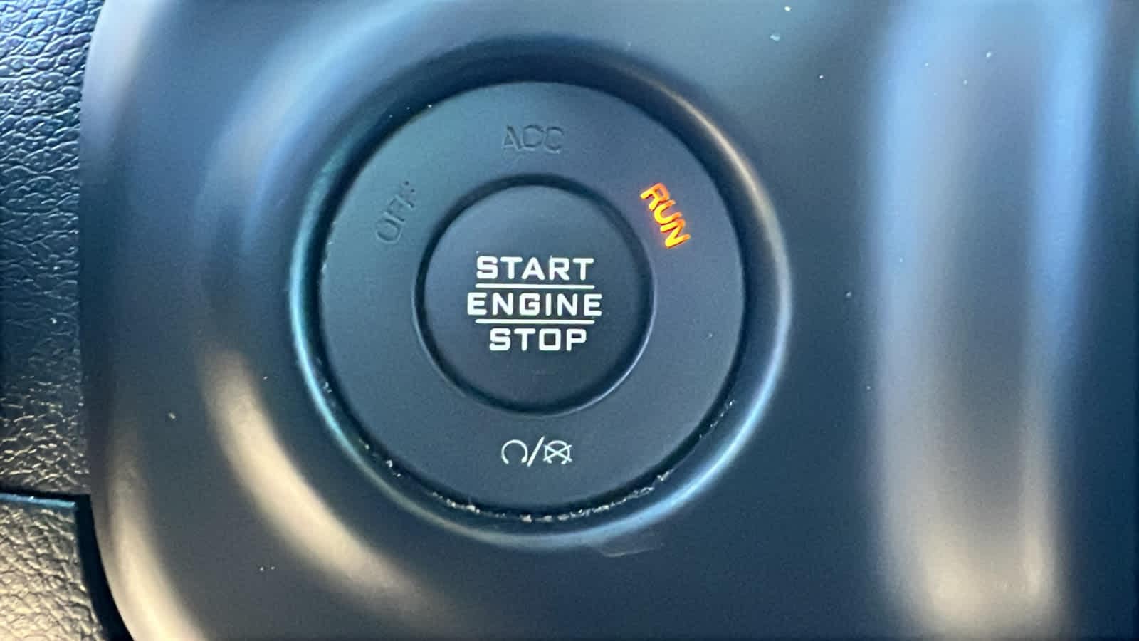 Thumbnail: 2020 Jeep Gladiator - 17