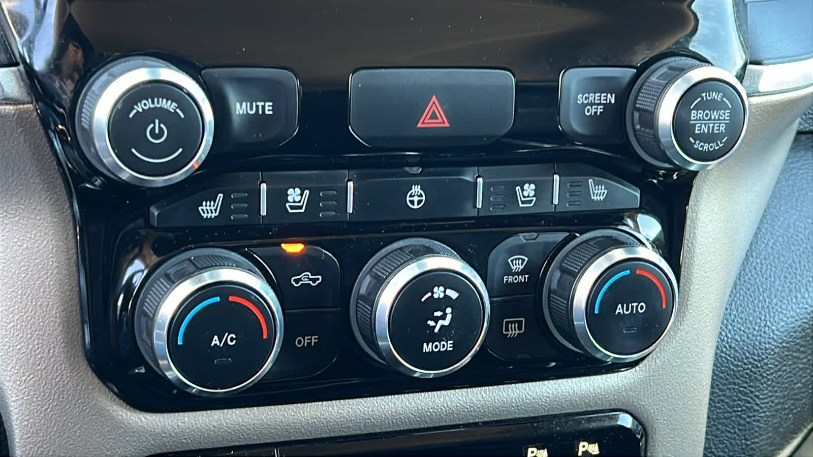 Thumbnail: 2019 RAM 2500 - 13