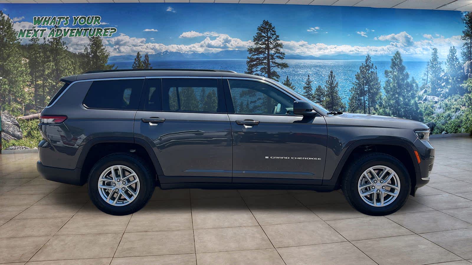 Thumbnail: 2025 Jeep Grand Cherokee L - 4