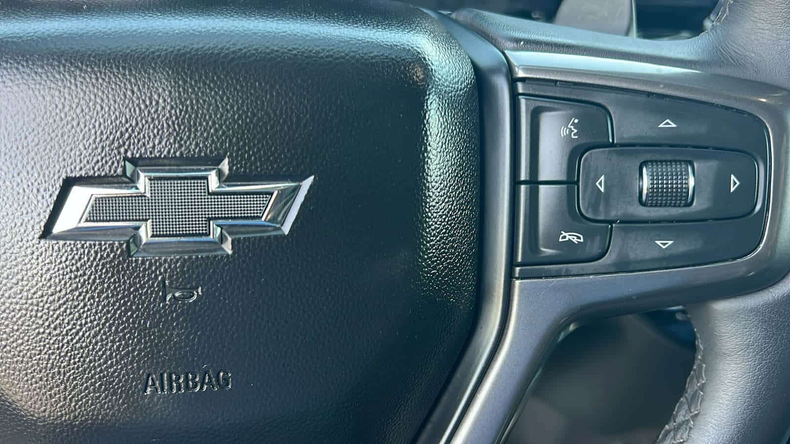 Thumbnail: 2023 Chevrolet Silverado 1500 - 20
