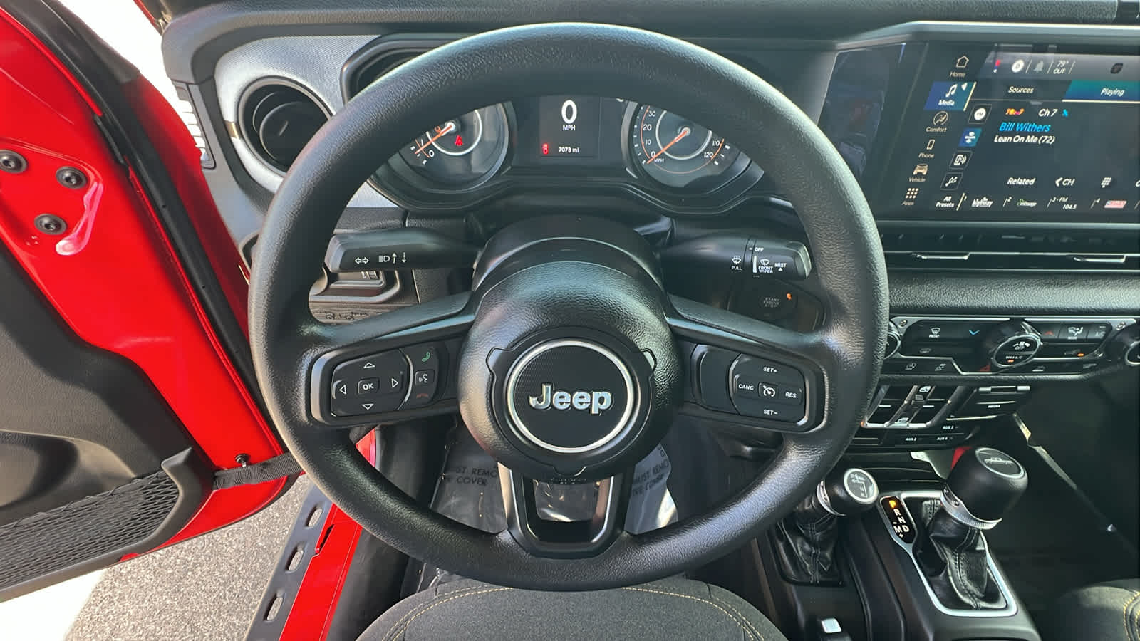 Thumbnail: 2025 Jeep Gladiator - 18