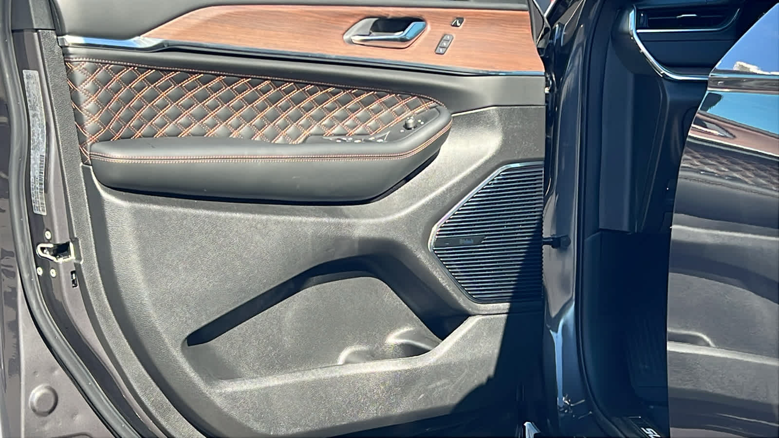 Thumbnail: 2025 Jeep Grand Cherokee - 23