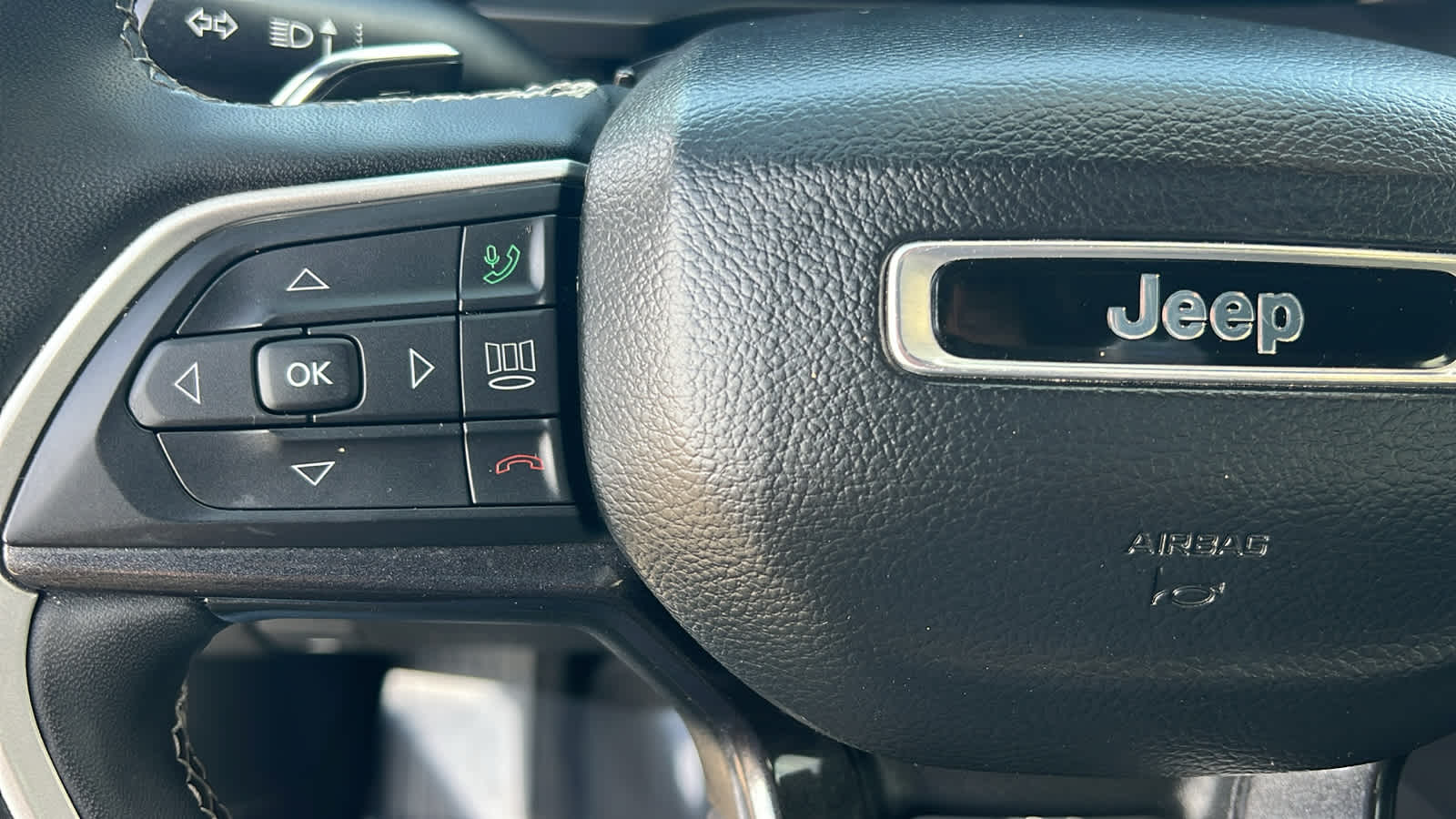 Thumbnail: 2023 Jeep Grand Cherokee - 19