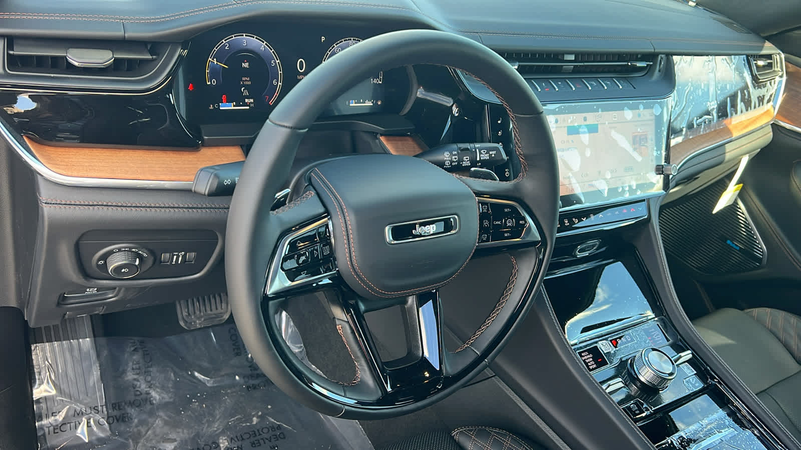 Thumbnail: 2026 Jeep Grand Cherokee L - 10