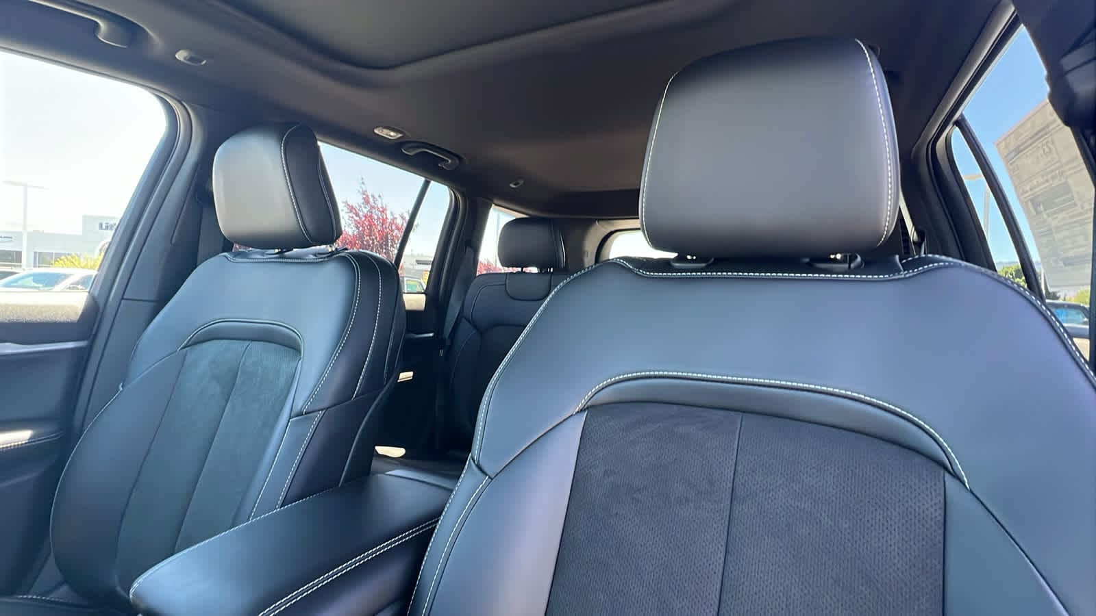 Thumbnail: 2026 Jeep Grand Cherokee - 11