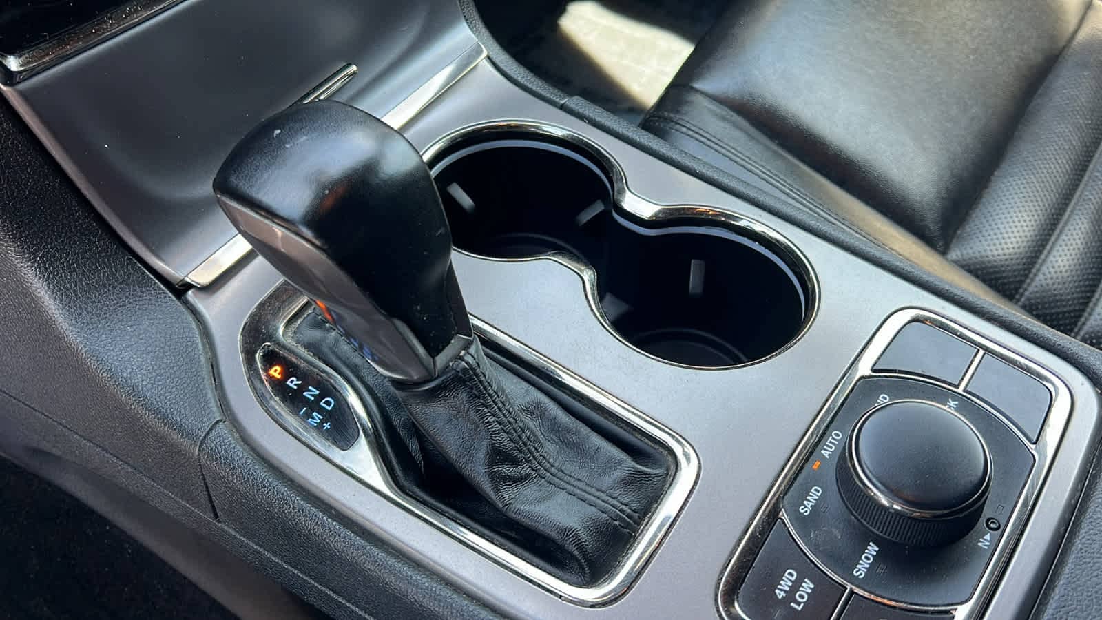 Thumbnail: 2021 Jeep Grand Cherokee - 13