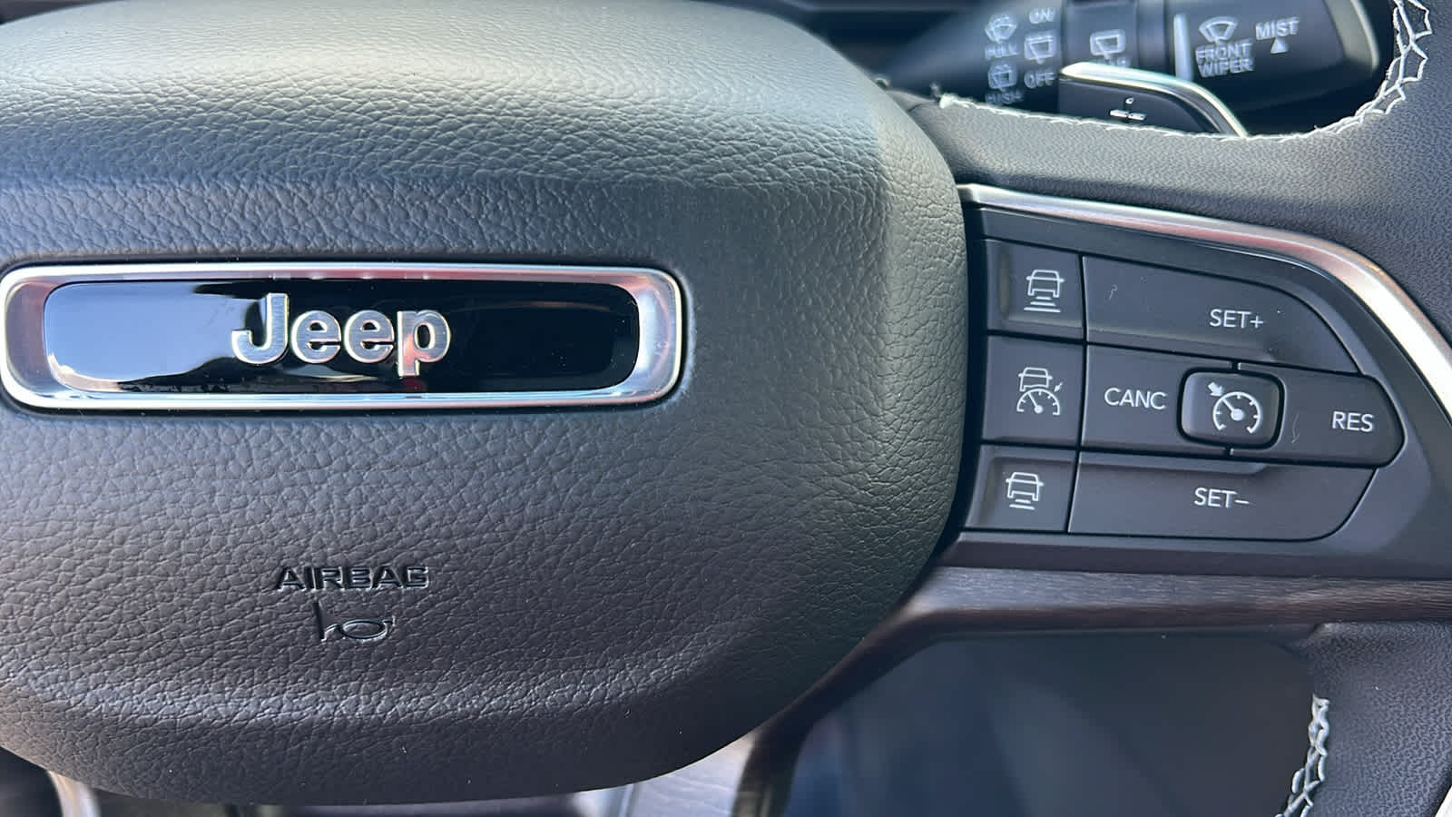 Thumbnail: 2025 Jeep Grand Cherokee - 20