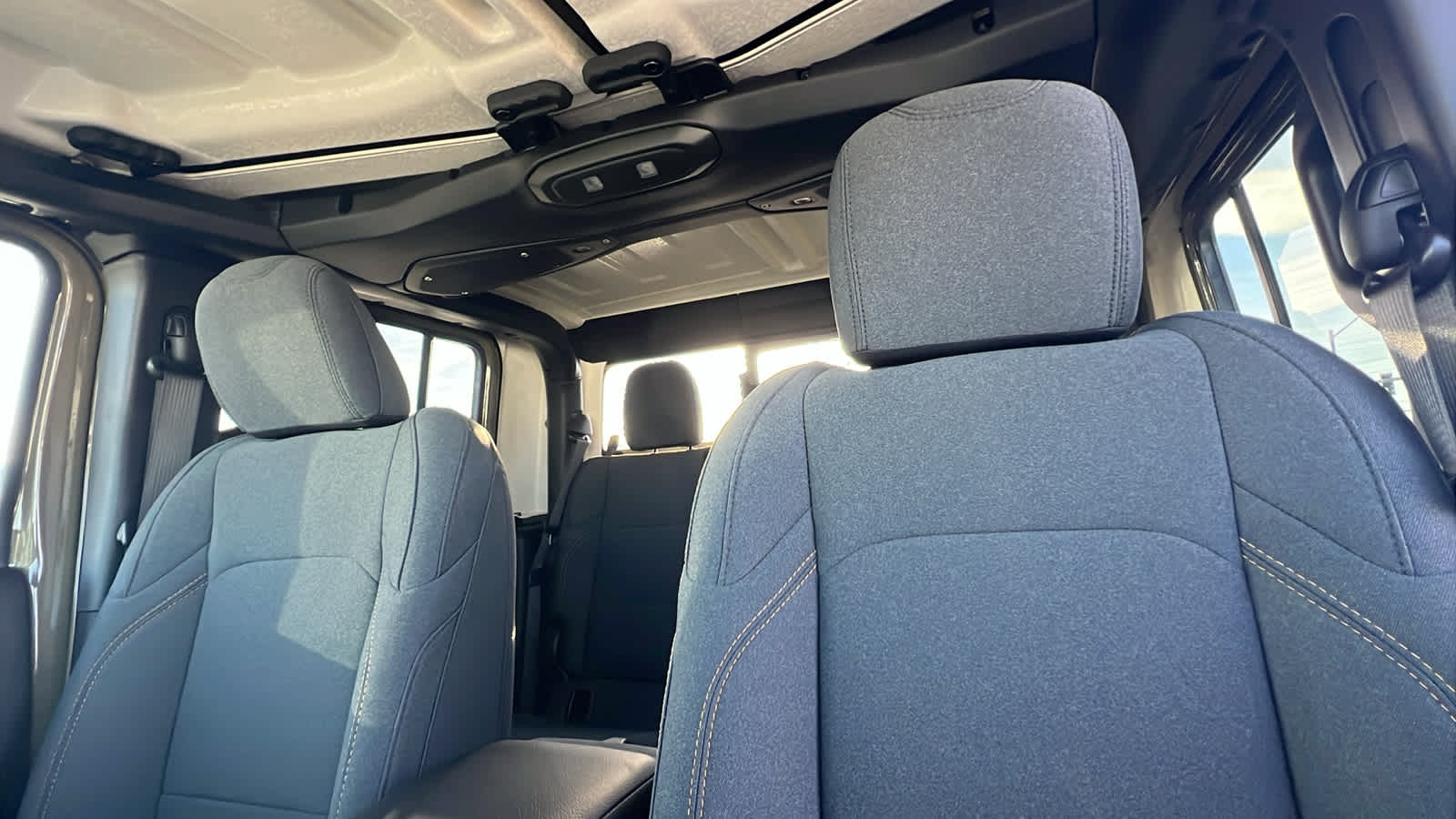 Thumbnail: 2026 Jeep Gladiator - 11