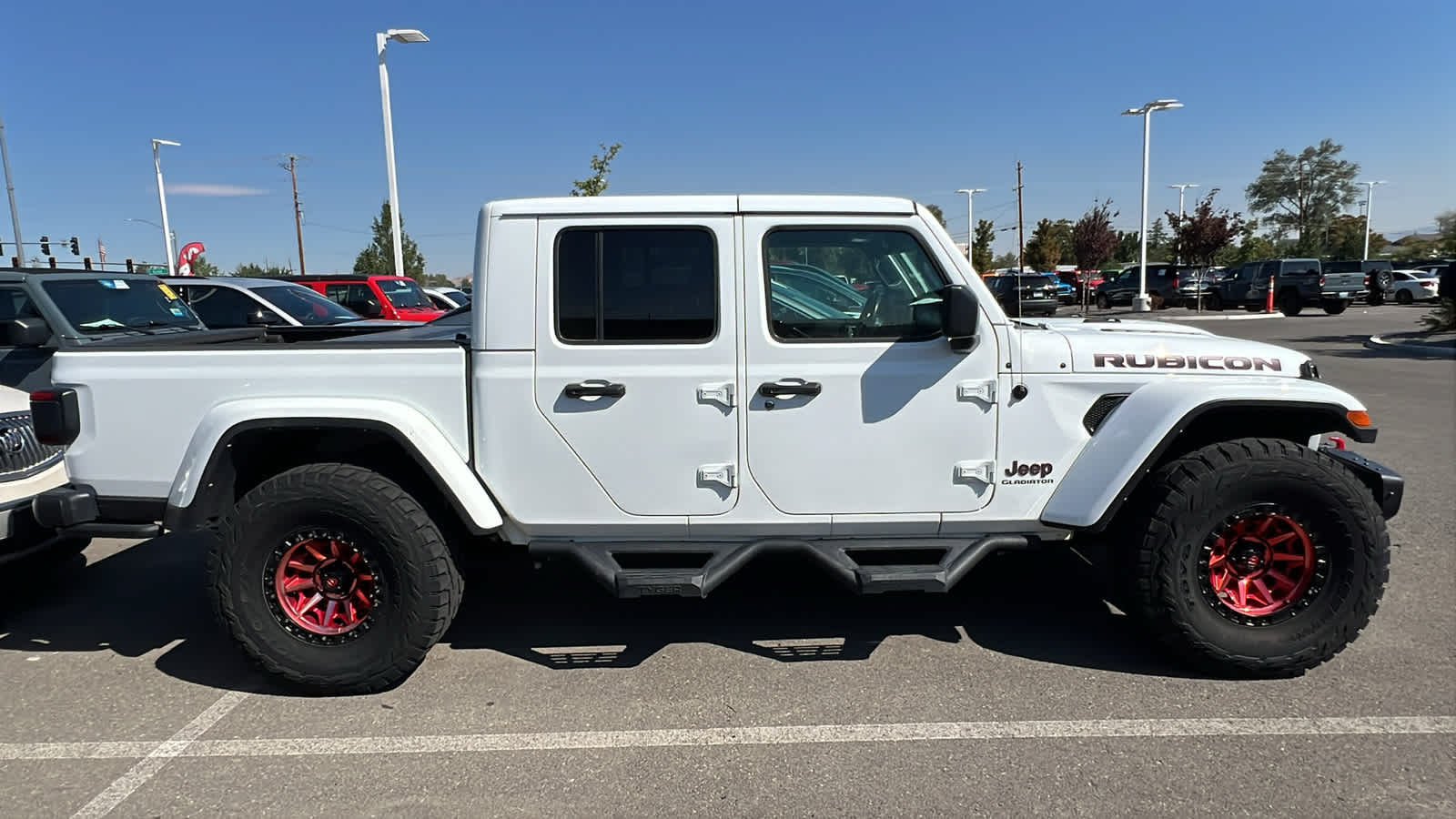 Thumbnail: 2021 Jeep Gladiator - 7