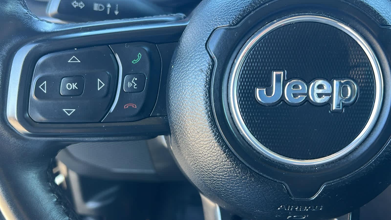 Thumbnail: 2022 Jeep Wrangler - 18