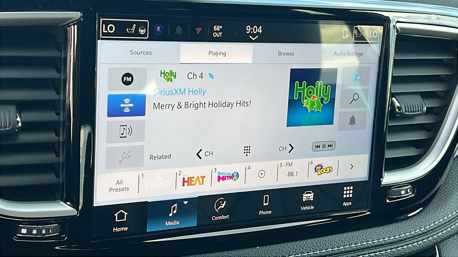 Thumbnail: 2026 Chrysler Pacifica - 15