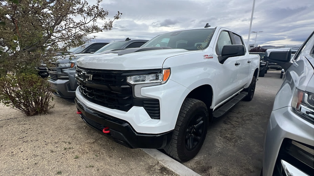 Used 2024 Chevrolet Silverado 1500 LT Trail Boss Truck Crew Cab