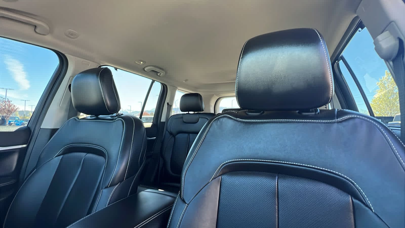 Thumbnail: 2023 Jeep Grand Cherokee - 11