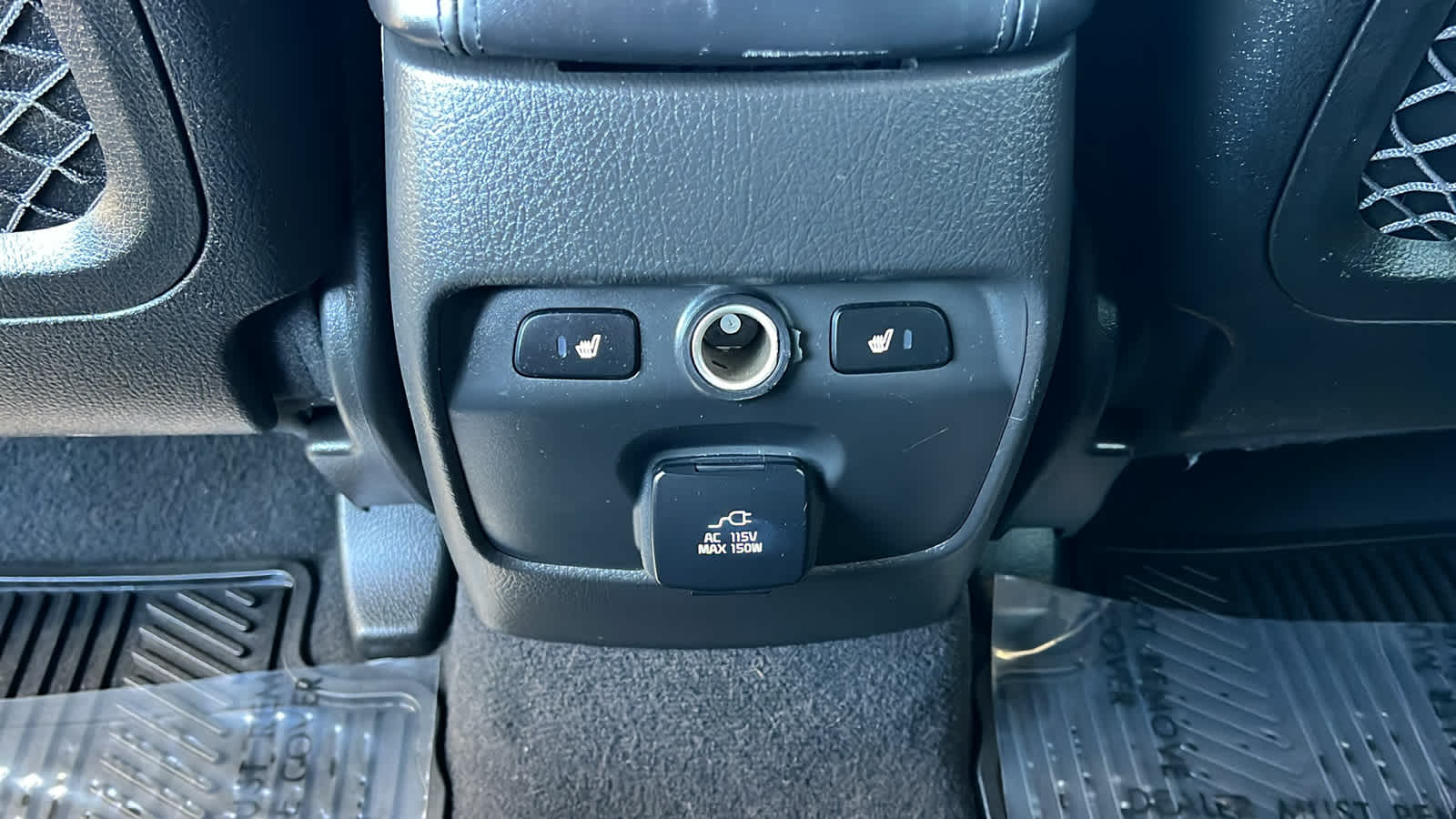 Thumbnail: 2014 Kia Sorento - 25